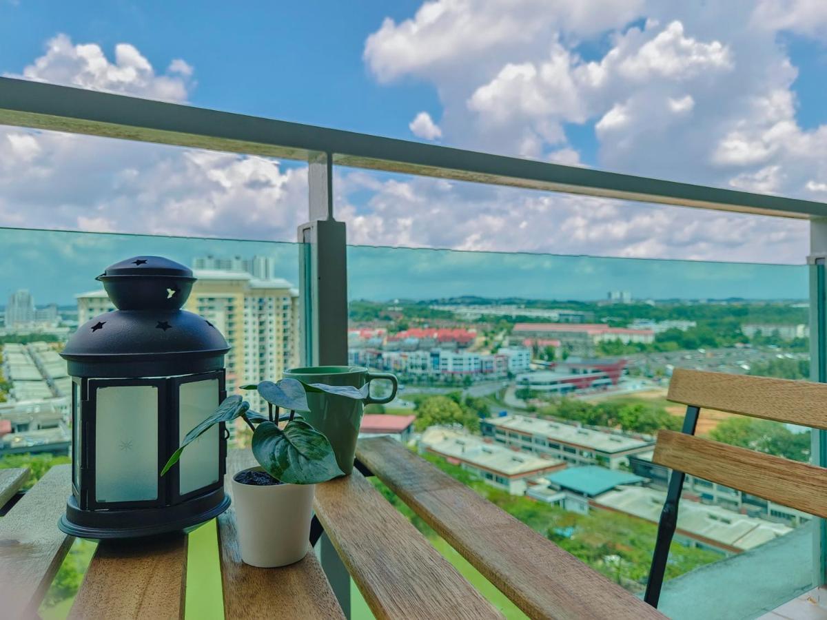 -Lake View- Mount Austin Ikea Toppen 10 Mins - B116 جوهر بهرو المظهر الخارجي الصورة