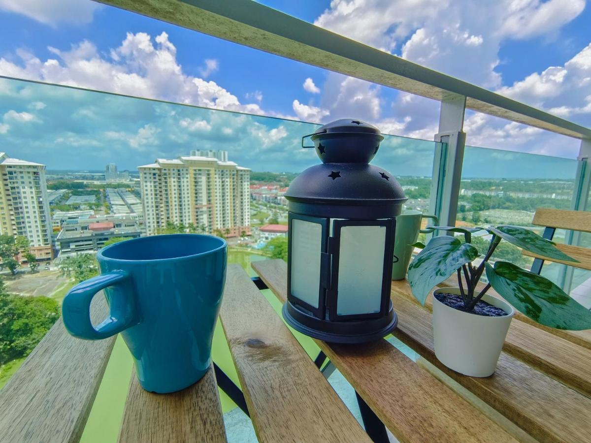 -Lake View- Mount Austin Ikea Toppen 10 Mins - B116 جوهر بهرو المظهر الخارجي الصورة